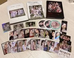 TWICE トレカ ポストカード 大量セット　More &Moreのアルバム付き TWICE トレカ ポストカード 大量セット More &Moreのアルバム付き