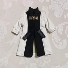 オビツ11 異素材 コート 白 ねんどろいどどーる ピコニーモP レザー 服