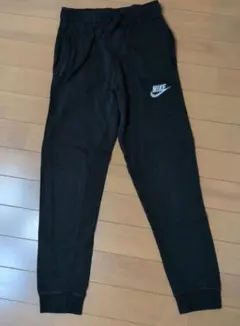 Nike ブラック ロングパンツ