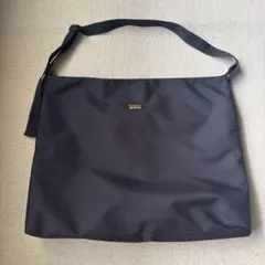 新品未使用フラボア ショルダーバッグ ブラック FRAPBOISのサムネイル