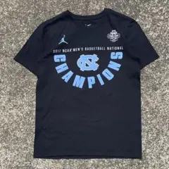 マイケル ジョーダンさん出身校 NIKEノースカロライナ大学バスケ 古着Tシャツ