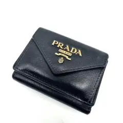 【極美品】プラダ　折り財布　ロゴ金具　レター型　レザー　シボ革　ブラック　黒 楽天市場】PRADA プラダ メンズ レディース小銭入れ付き三つ折り
