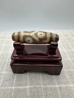 ☆天然石☆ 蔵伝 チベット 人形天珠（風化硫黄天珠）極上品 珠を供養する 中号 ☆天然石☆ 蔵伝 チベット 人形天珠（風化硫黄天珠）極上品 珠を供養