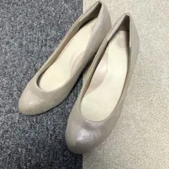 グレージュ　結婚式パーティーパンプス 24.5cmのサムネイル