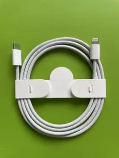 USB-C to Lightningケーブル