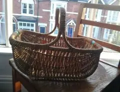 イギリス　アンティーク　ラタン製バスケット 英国