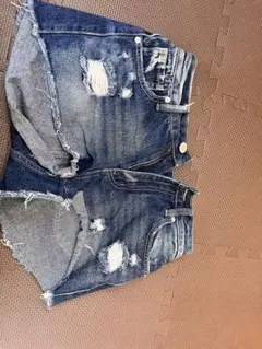 ショートパンツ