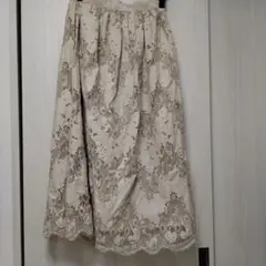 アイボリー レース フレアスカート