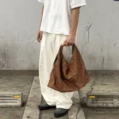 Vintage leather shoulder bag brown
