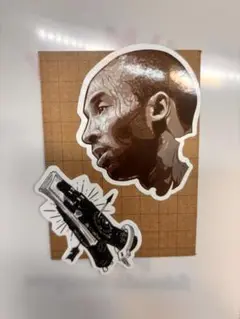ストリートアート ステッカー 人物と銃