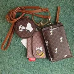 しまむら　PEANUTS スヌーピー 3連バッグ