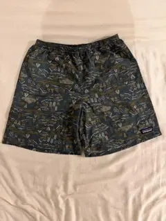 patagonia カエルとワニ柄 ショートパンツ Sサイズ - メルカリ