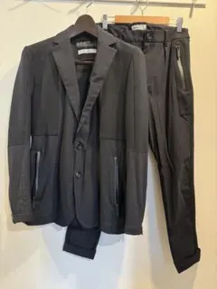 AKM×RUSSELUNO セットアップ　ブラック　ストレッチスーツ