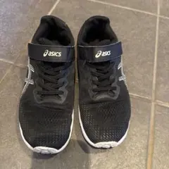 asics ブラック スニーカー　23.5センチ