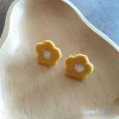 ハンドメイド ピアス