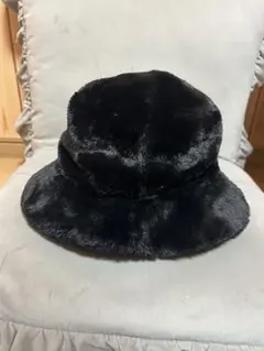 GU ファーバケットハット