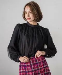 【新品】Viaggio blu チュールレイヤードブラウス シャツ 完売品 黒のサムネイル