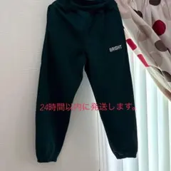 GU ダークグリーン ロングパンツ