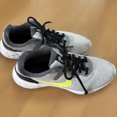Nike ランニングシューズ グレー/イエロー