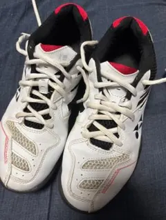 YONEX エアロシェイプ バドミントンシューズ