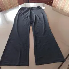 ヨガパンツ　フレアーブラック　3XL タグ付き