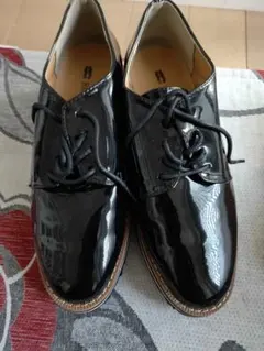 ローファースニーカー