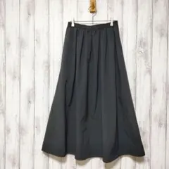 ユニクロ (M)　ボリューム ロングスカート　ポケットあり　ブラック