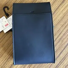 ユニクロ　レザータッチミニツール　ショルダーバック