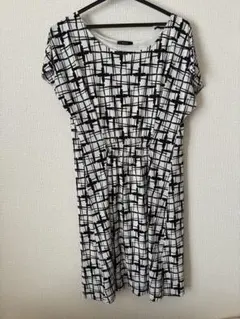 a.v.v チェック柄 半袖 ひざ丈ワンピース