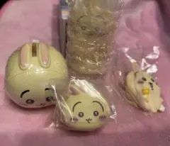 ちいかわ　うさぎ　 キャラライト　うさぎ　ガチャガチャ3種