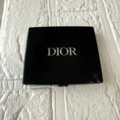 ディオール　ディオールショウ　サンククルール　983 アイシャドウ