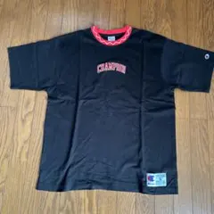 Champion ブラック Tシャツ ロゴ刺繍　Lサイズ