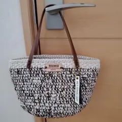 Item thumbnail for item 5f22f069-f0a9-426e-8163-60f5d6533bf6