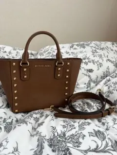 MICHAEL KORS スタッズバッグ