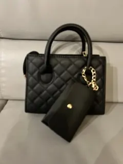 ブラックキルティングショルダーバッグ