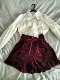 axes femme POETIQUE ブラウスとショートパンツセット