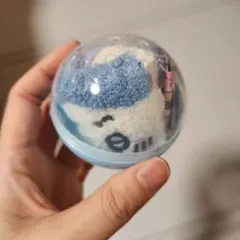 ちいかわ もこもこポーチ カプセルトイ　ハチワレ