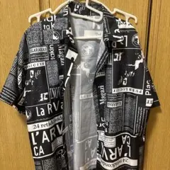 ブラック/ホワイト テキストプリント 半袖シャツ M