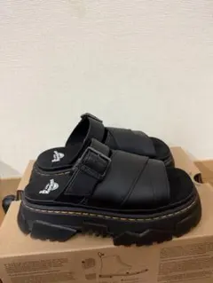 Dr. Martens MATTISON SLIDE サンダルのサムネイル