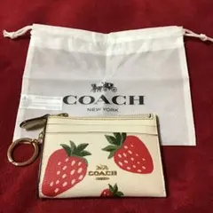 新品！】COACHコーチ☆ポーチ☆カードコインケース☆苺イチゴいちご