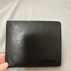 2025年最新】diesel 二つ折り財布の人気アイテム - メルカリ