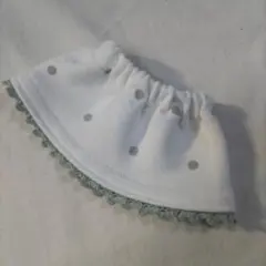 人形の裾レース付スカート【ホワイト×薄グレドット＆くすみ緑レース】1120010