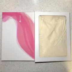 シャルレ CHARLE 長袖インナー　Vネック　LL アイボリー　新品未使用