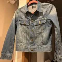 Leeのデニムジャケット