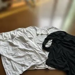 UNIQLO HEATTECHM ホワイト・ブラック３枚