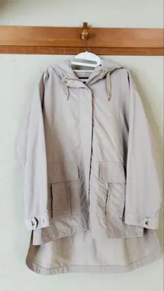 UNTITLED ベージュ マウンテンパーカー