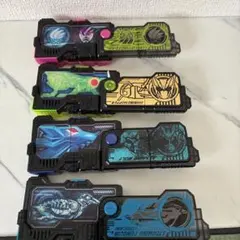 仮面ライダープログライズキー4個セット