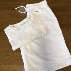 Calvin Klein Tシャツ ショートパンツ セットアップのサムネイル