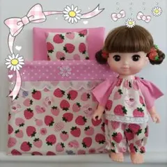〖お値下げしました〗お布団＆パジャマ　いちごホワイト　ソランちゃんメルちゃん