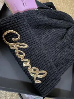 chanel シャネル　キラキラ✨ニット帽子　ブラック　ゴールド